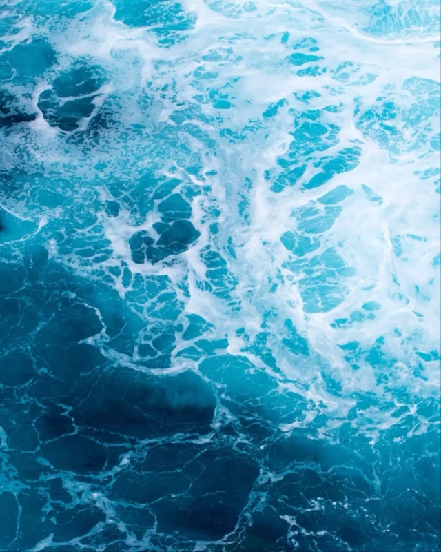 Endless blue🌊 #ladolea

 #extravirgineoliveoil #endlessblue #summer #greek #summer #waves #vacations #august